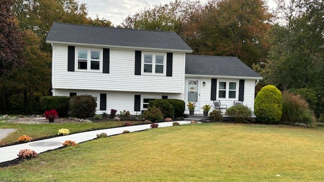 13 Fields View Road Westerly, RI 02808 - Photo 1 of 42