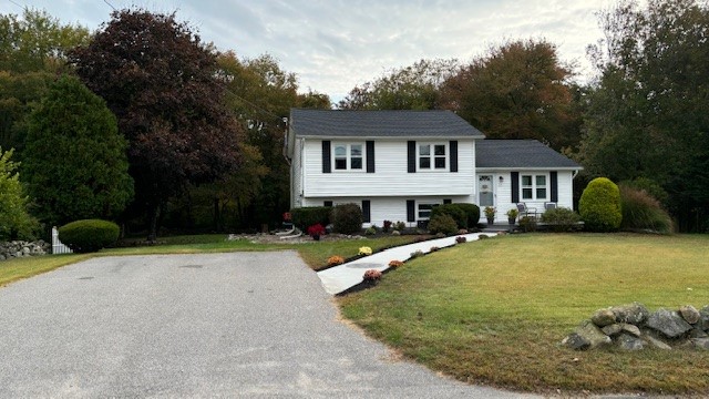 13 Fields View Road Westerly, RI 02808 - Photo 2 of 42