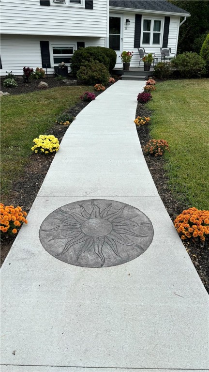 13 Fields View Road Westerly, RI 02808 - Photo 3 of 42 Inviting new front walkway.
