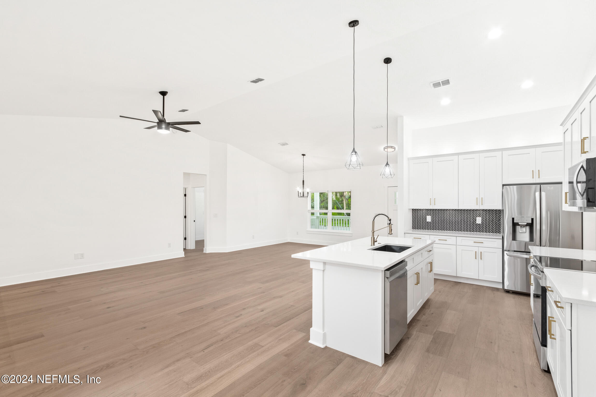 779 South Shores Road Jacksonville, FL 32207 - Photo 13 of 37 779 S Shores Rd