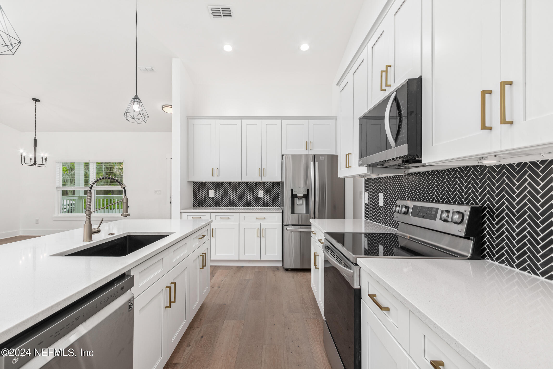 779 South Shores Road Jacksonville, FL 32207 - Photo 18 of 37 779 S Shores Rd