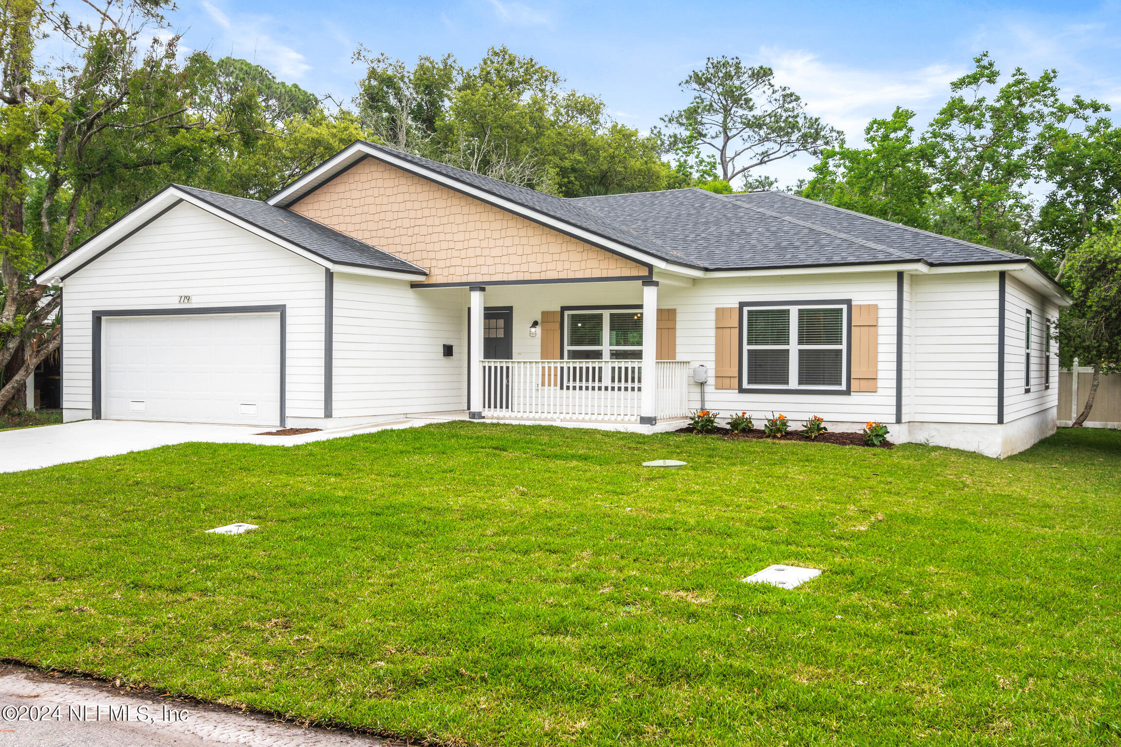 779 South Shores Road Jacksonville, FL 32207 - Photo 3 of 37 779 S Shores Rd