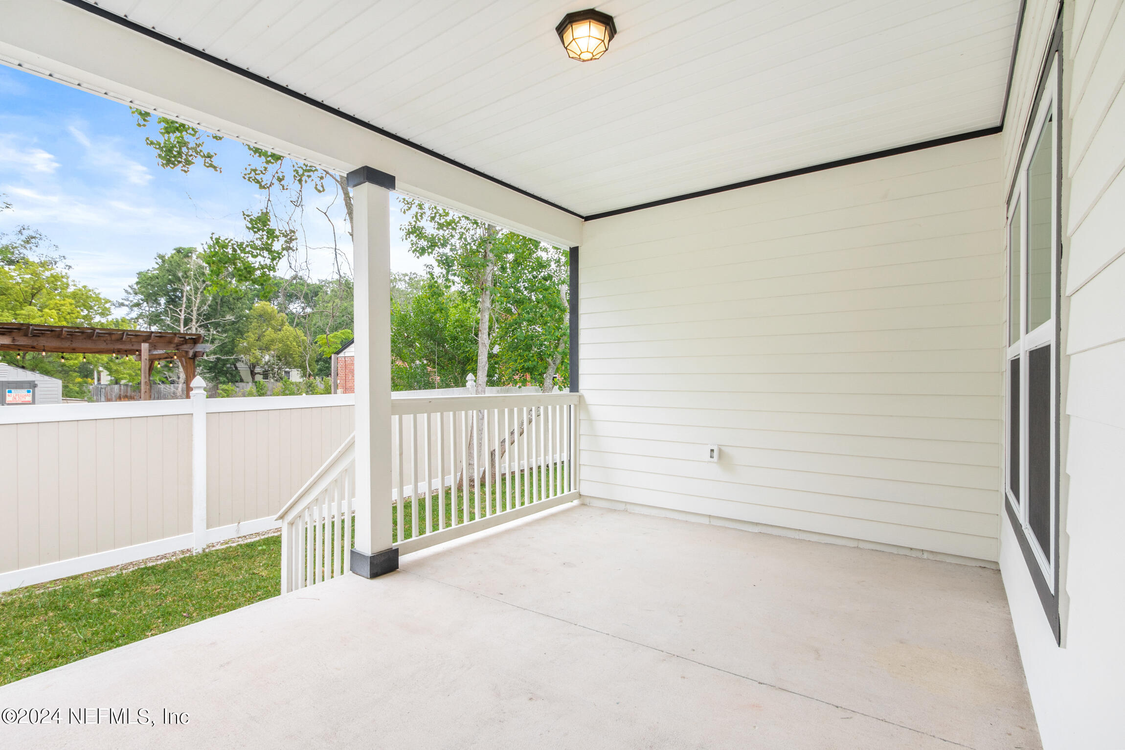 779 South Shores Road Jacksonville, FL 32207 - Photo 33 of 37 779 S Shores Rd