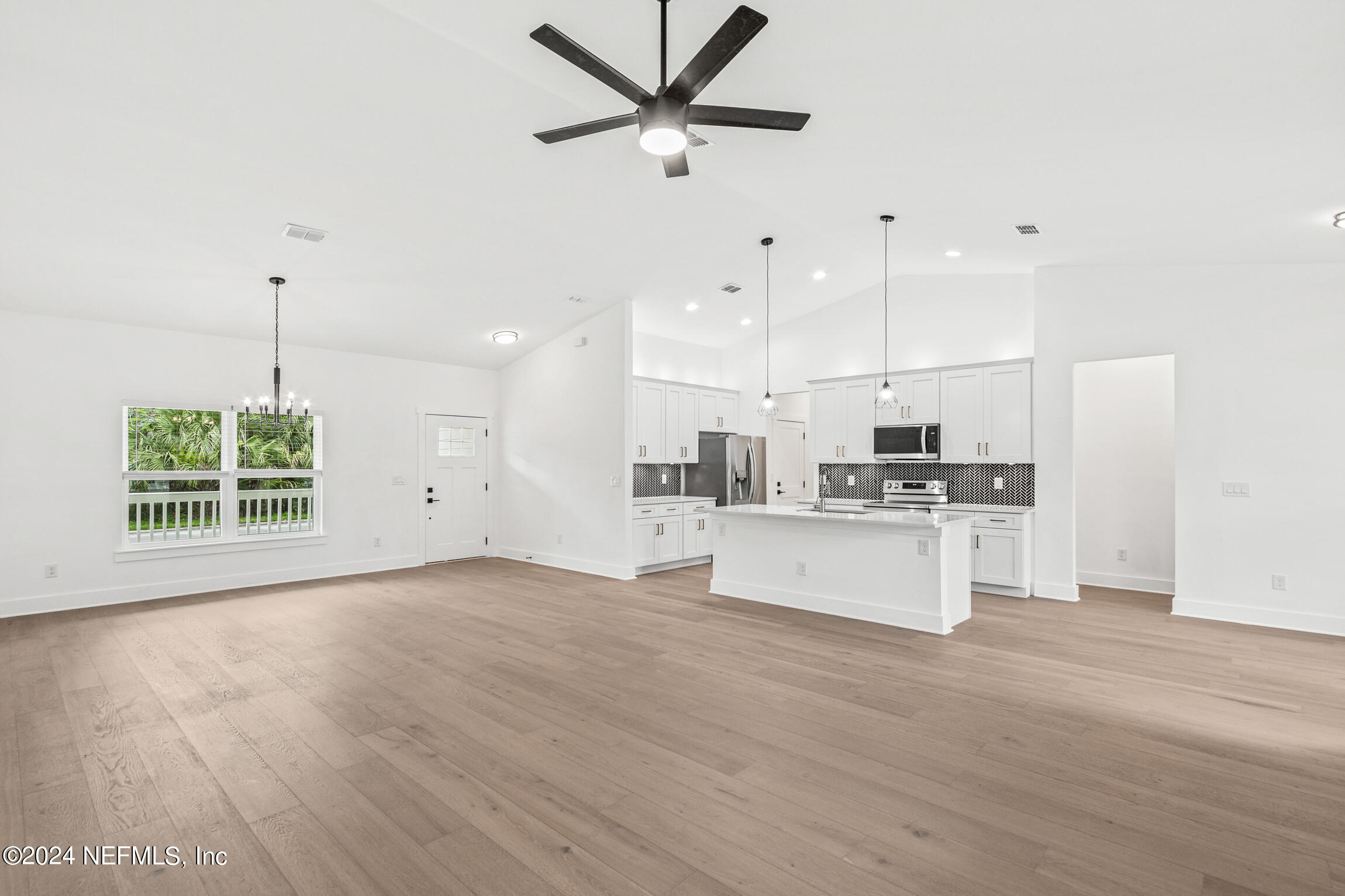 779 South Shores Road Jacksonville, FL 32207 - Photo 9 of 37 779 S Shores Rd