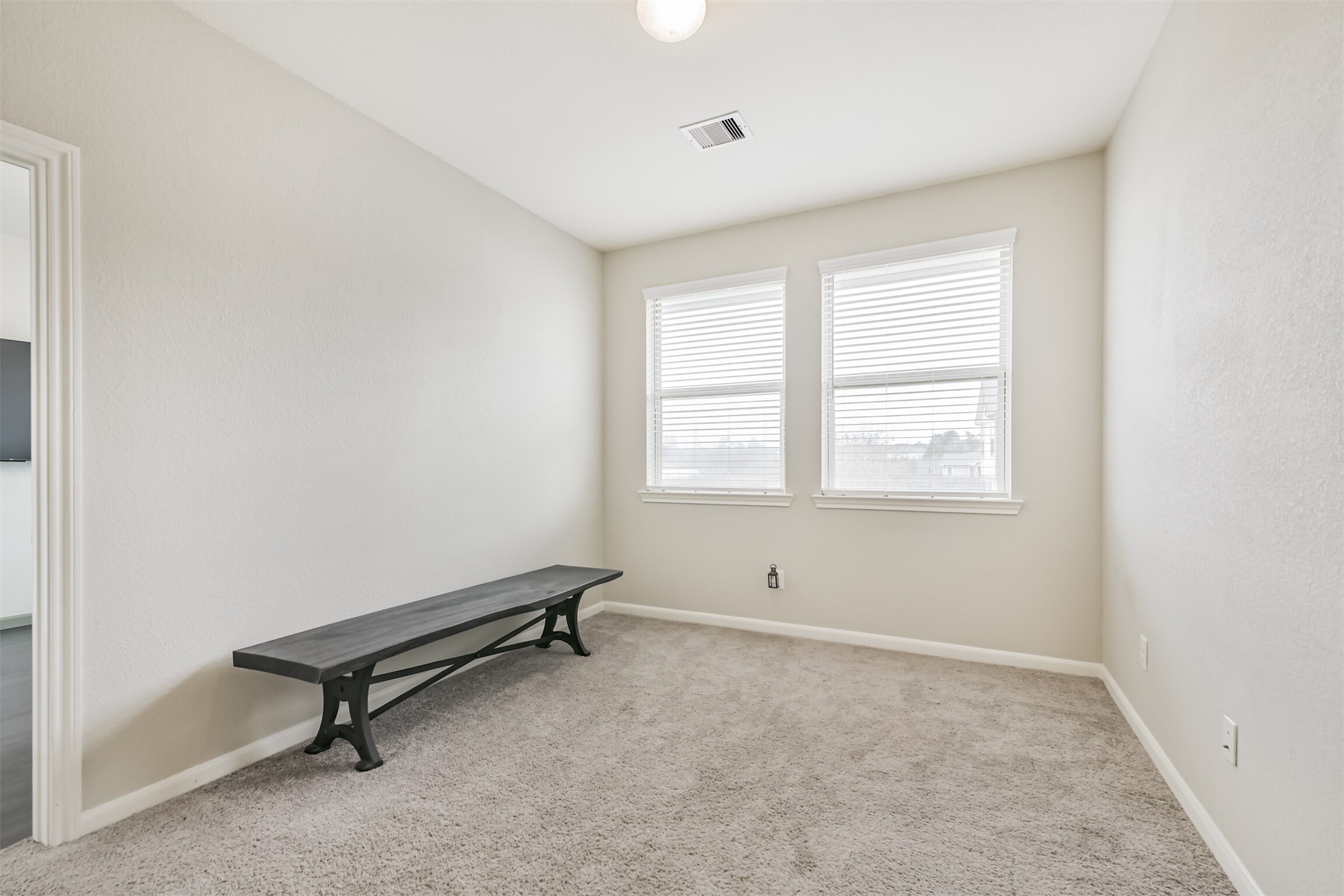 327 Biltmore Loop Montgomery, TX 77316 - Photo 17 of 34