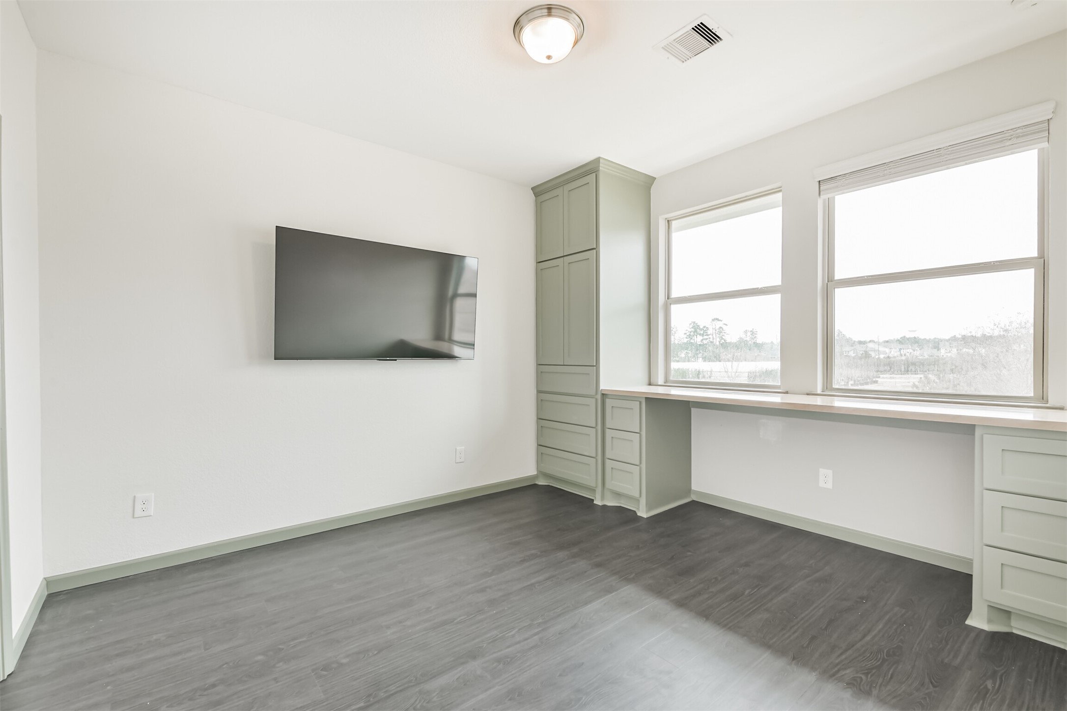 327 Biltmore Loop Montgomery, TX 77316 - Photo 20 of 34