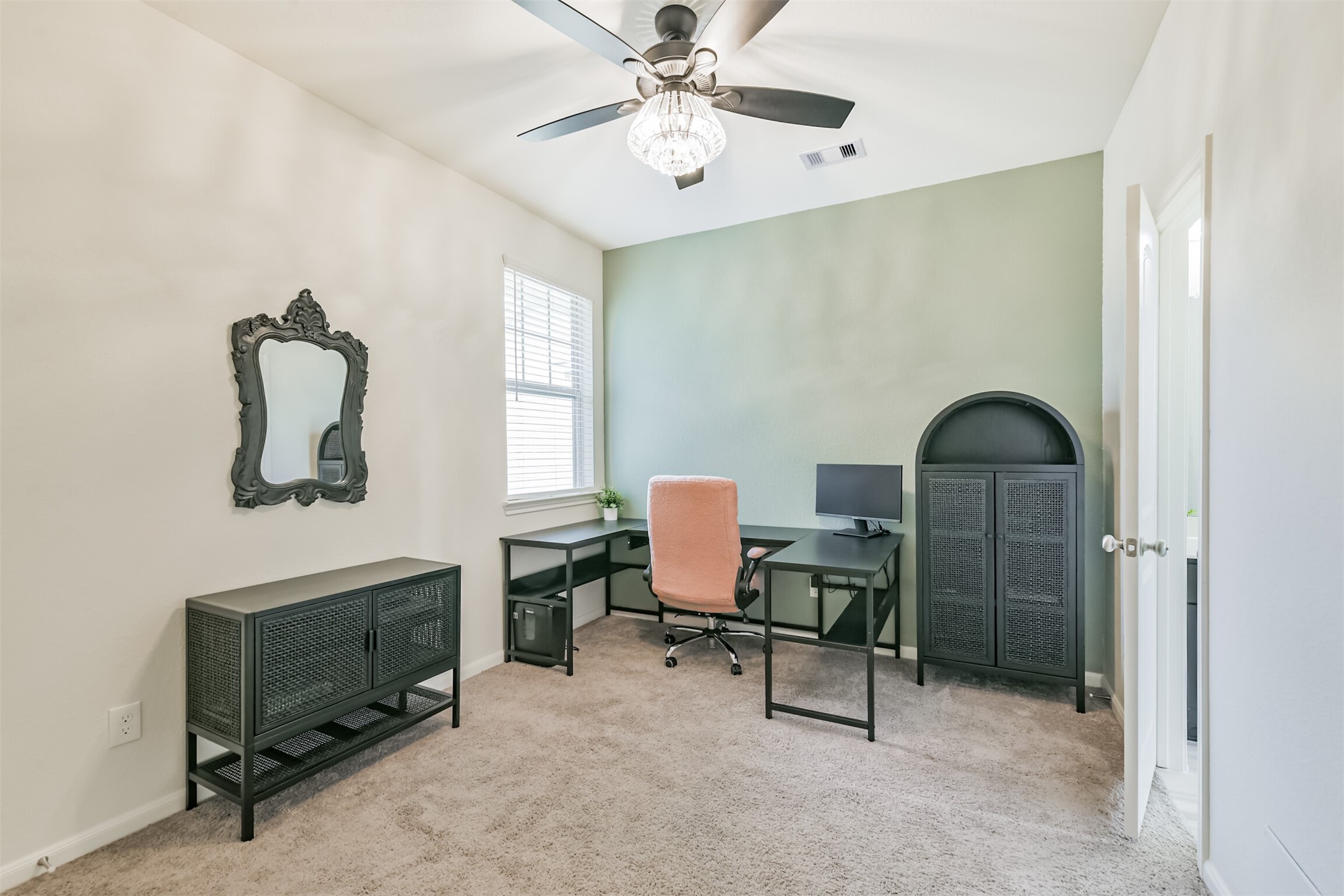 327 Biltmore Loop Montgomery, TX 77316 - Photo 22 of 34