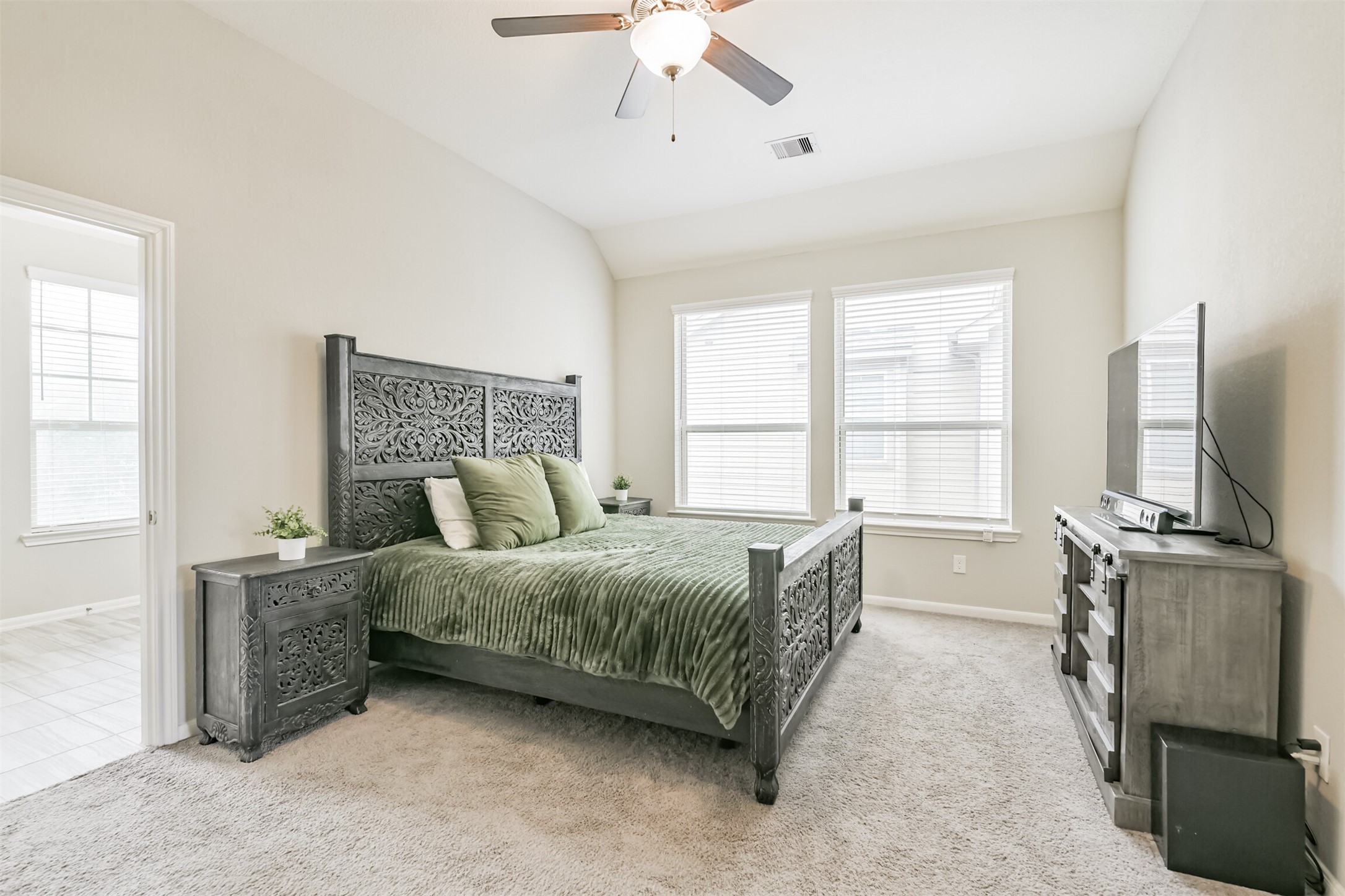 327 Biltmore Loop Montgomery, TX 77316 - Photo 26 of 34