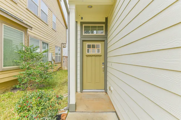 $258,999 | 327 Biltmore Loop, Montgomery, TX 77316