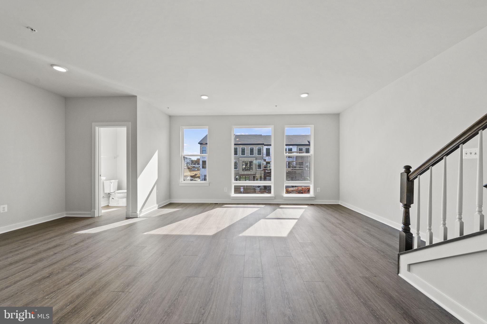 315 Summit Point Boulevard Bowie, MD 20716 - Photo 16 of 35