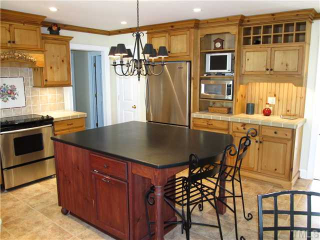 2100 Countrywood Road North Raleigh, NC 27615 - Photo 10 of 25 Kitchen