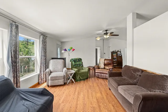 $399,900 | 2558 Grimm Road, Addy, WA 99101