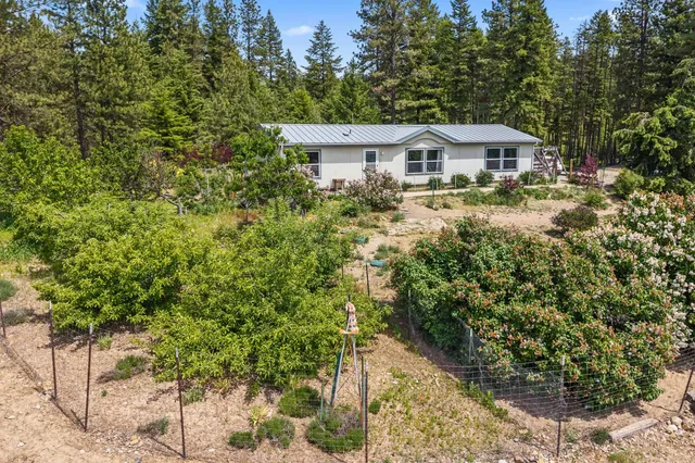 $399,900 | 2558 Grimm Road, Addy, WA 99101