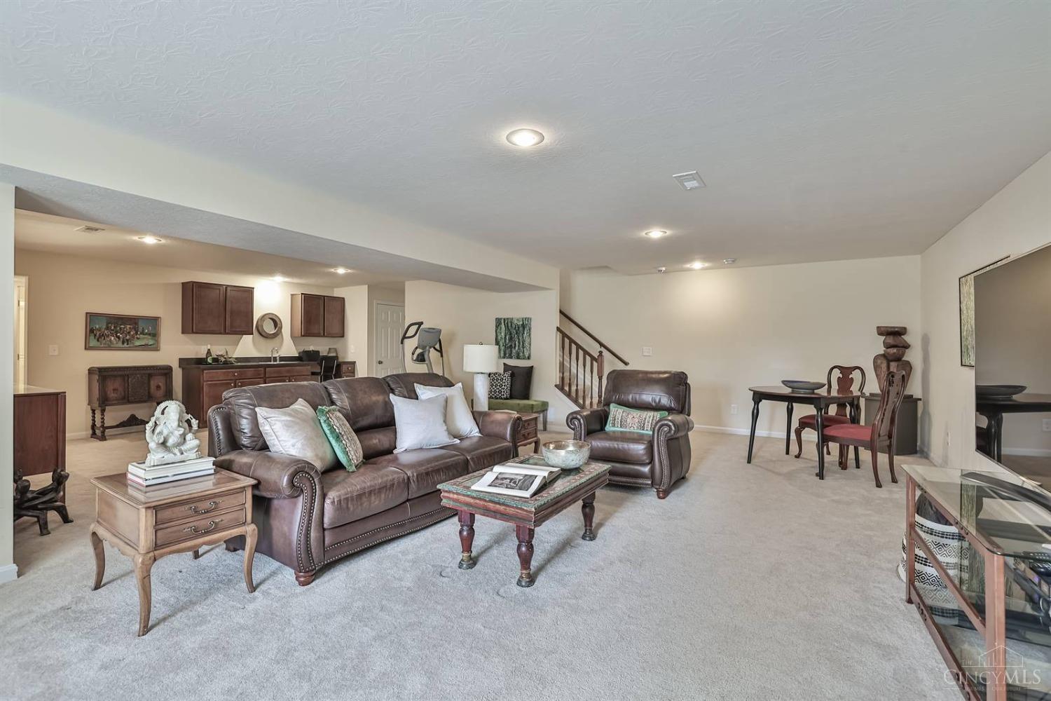 521 Meadowcrest Road Cincinnati, OH 45231 - Photo 26 of 39 Gallery Image 26