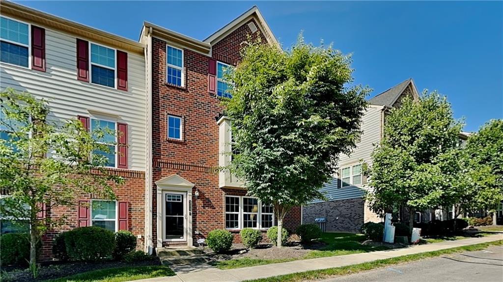 311 Rosecliff Road Wexford, PA 15090 - Photo 2 of 36 Gallery Image 2