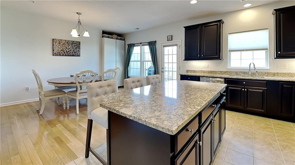 311 Rosecliff Road Wexford, PA 15090 - Photo 5 of 36 Gallery Image 5
