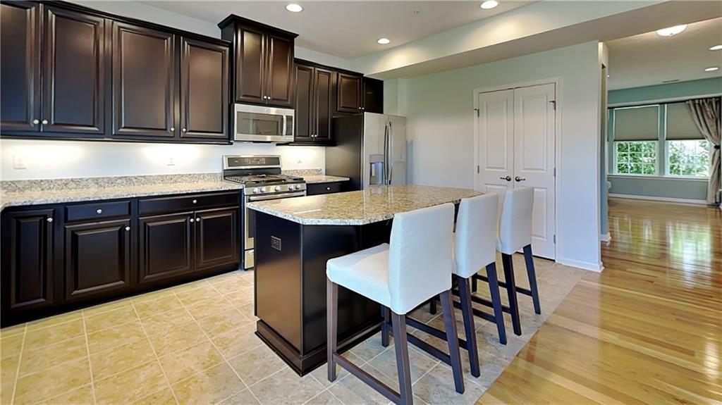 311 Rosecliff Road Wexford, PA 15090 - Photo 6 of 36 Gallery Image 6