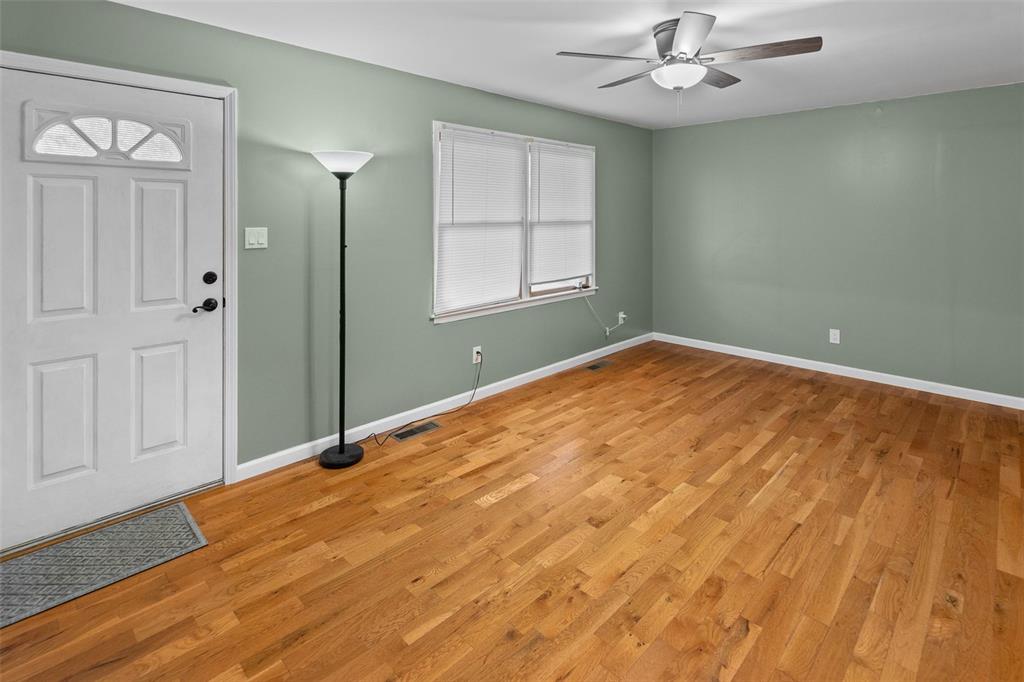 5591 Old Alton Road Granite City, IL 62040 - Photo 15 of 41 Gallery Image 15