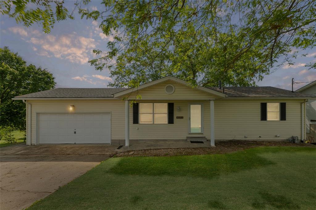 5591 Old Alton Road Granite City, IL 62040 - Photo 2 of 41 Gallery Image 2