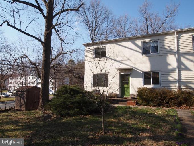 58 Crescent Road, Unit A Greenbelt, MD 20770 - Photo 2 of 6 58A Crescent Rd
