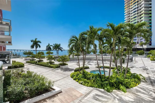 $575,000 | 1541 Brickell Avenue, Unit C406, Miami, FL 33129