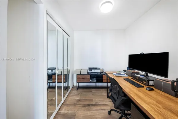 $575,000 | 1541 Brickell Avenue, Unit C406, Miami, FL 33129