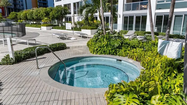 $575,000 | 1541 Brickell Avenue, Unit C406, Miami, FL 33129
