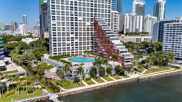 $575,000 | 1541 Brickell Avenue, Unit C406, Miami, FL 33129