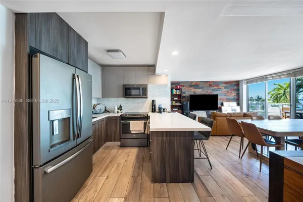 $575,000 | 1541 Brickell Avenue, Unit C406, Miami, FL 33129