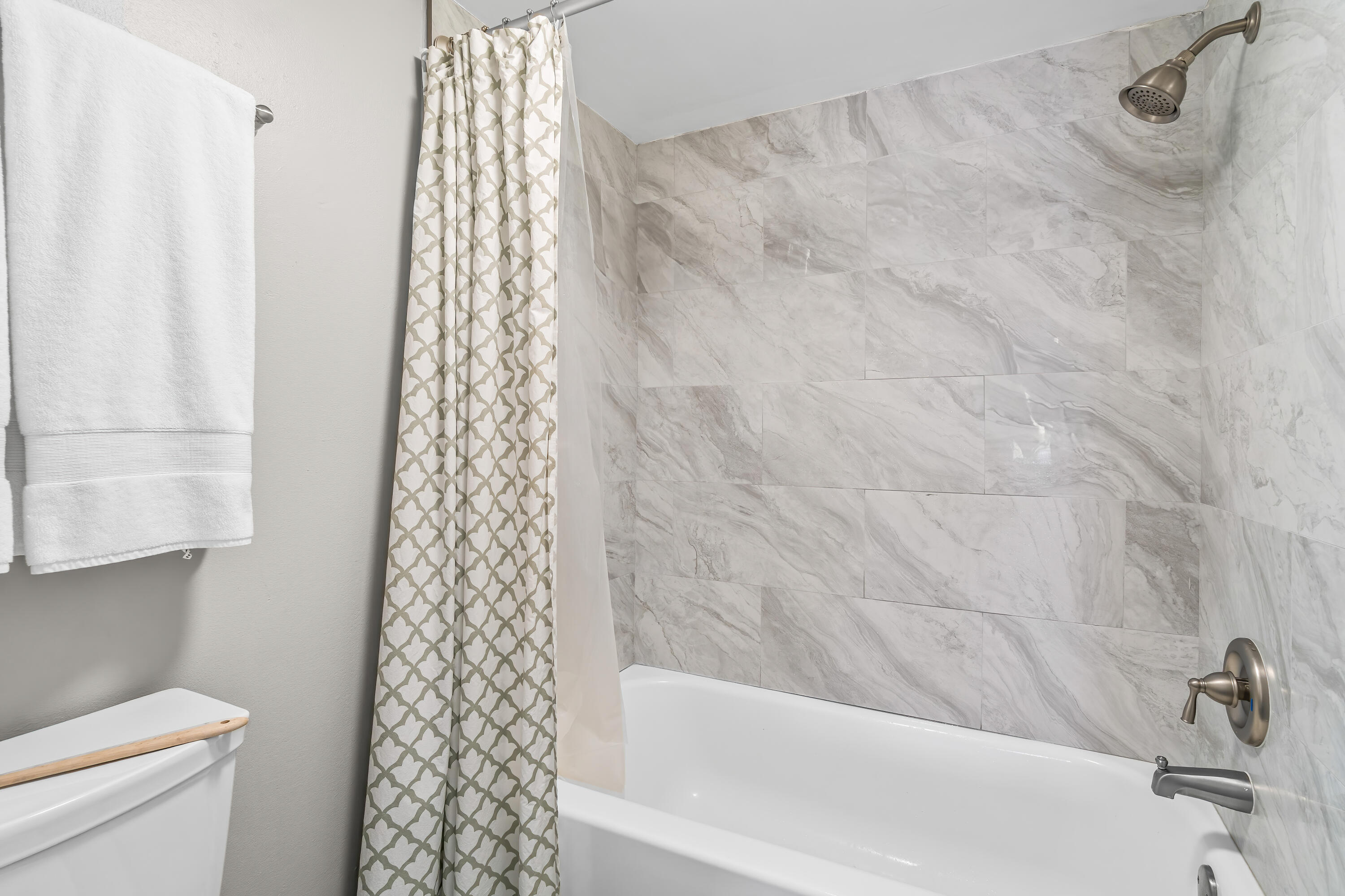 410 Wilma Circle, Unit 203 Riviera Beach, FL 33404 - Photo 13 of 36 017-410WilmaCircle-203-RivieraBeach-FL-3