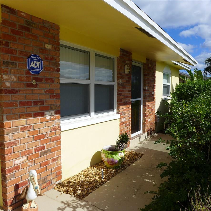 525 Northwest 54th Street Boca Raton, FL 33487 - Photo 2 of 37 Photo 2