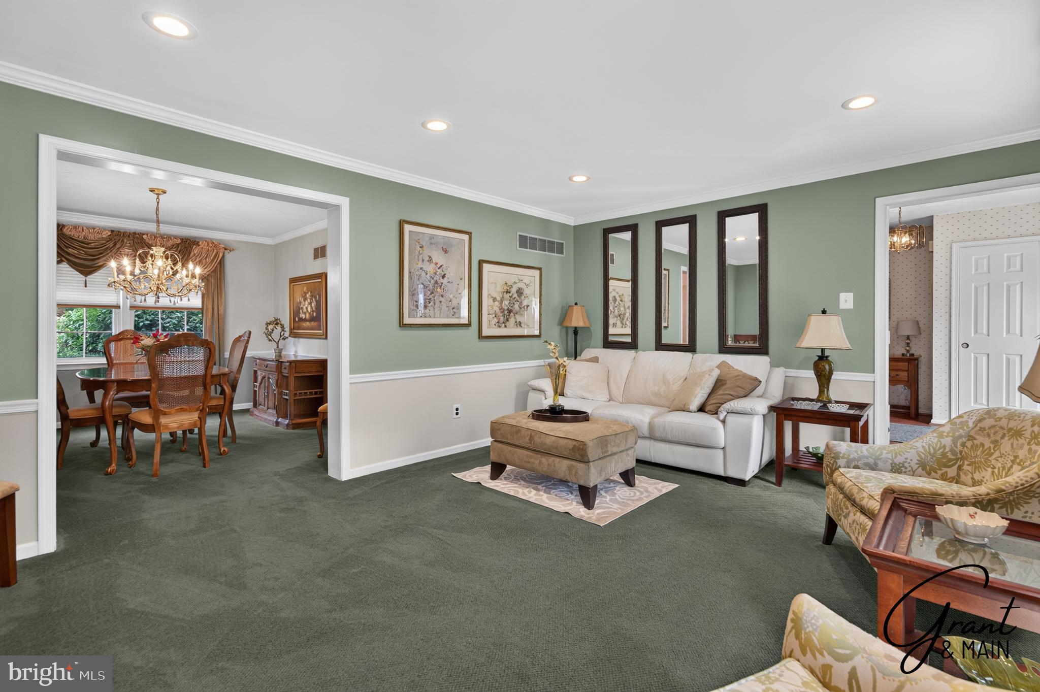 15 Black Pine Road Holland, PA 18966 - Photo 5 of 54 LR