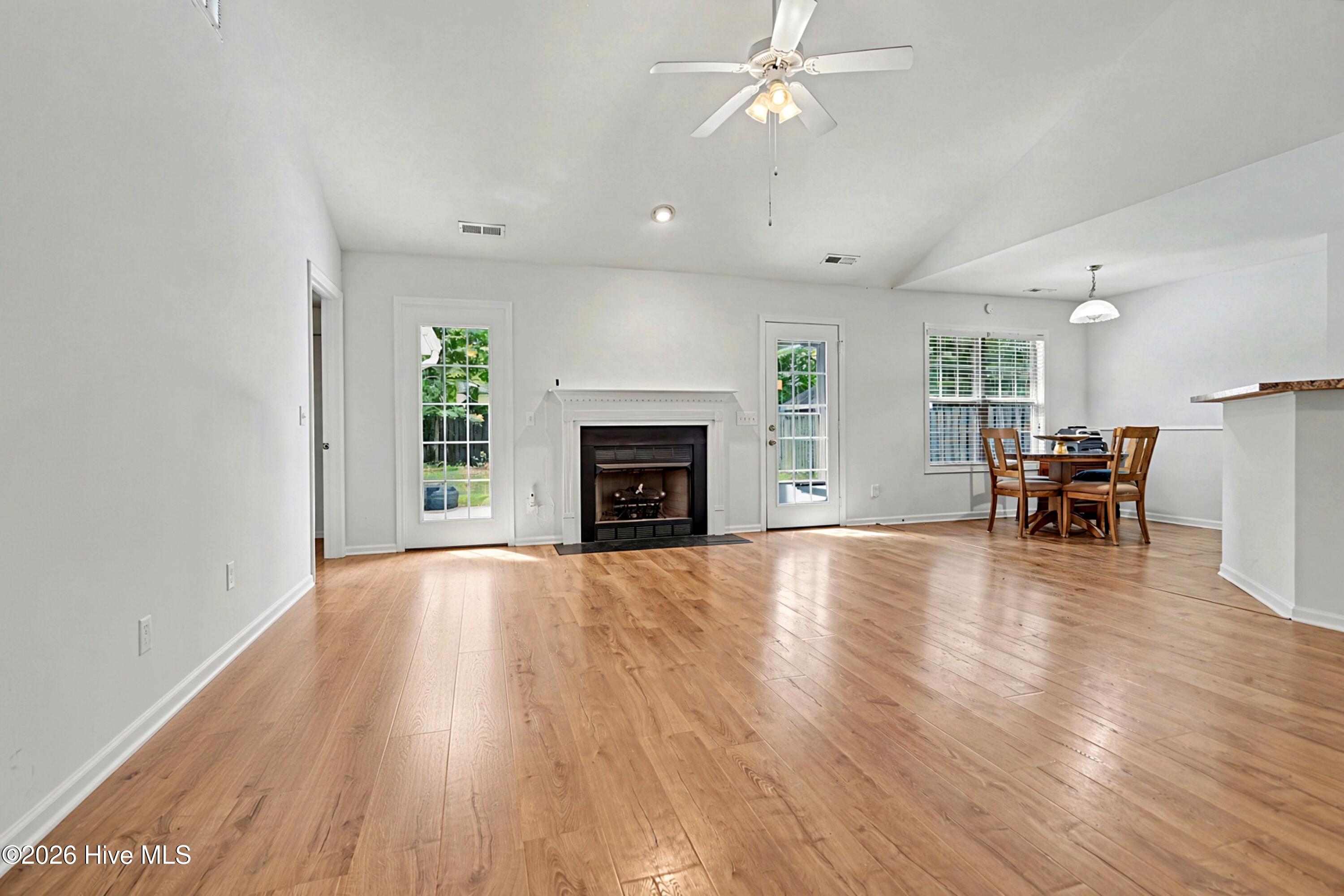 5103 Long Pointe Road Wilmington, NC 28409 - Photo 2 of 32 Gallery Image 2