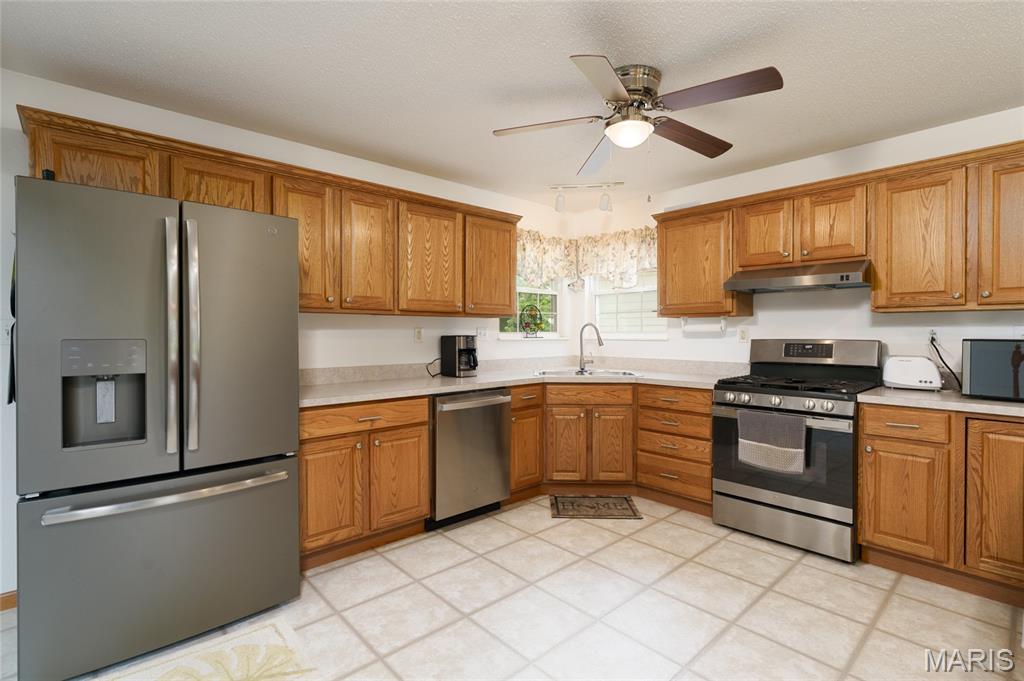 1282 Key W Drive Edwardsville, IL 62025 - Photo 10 of 39