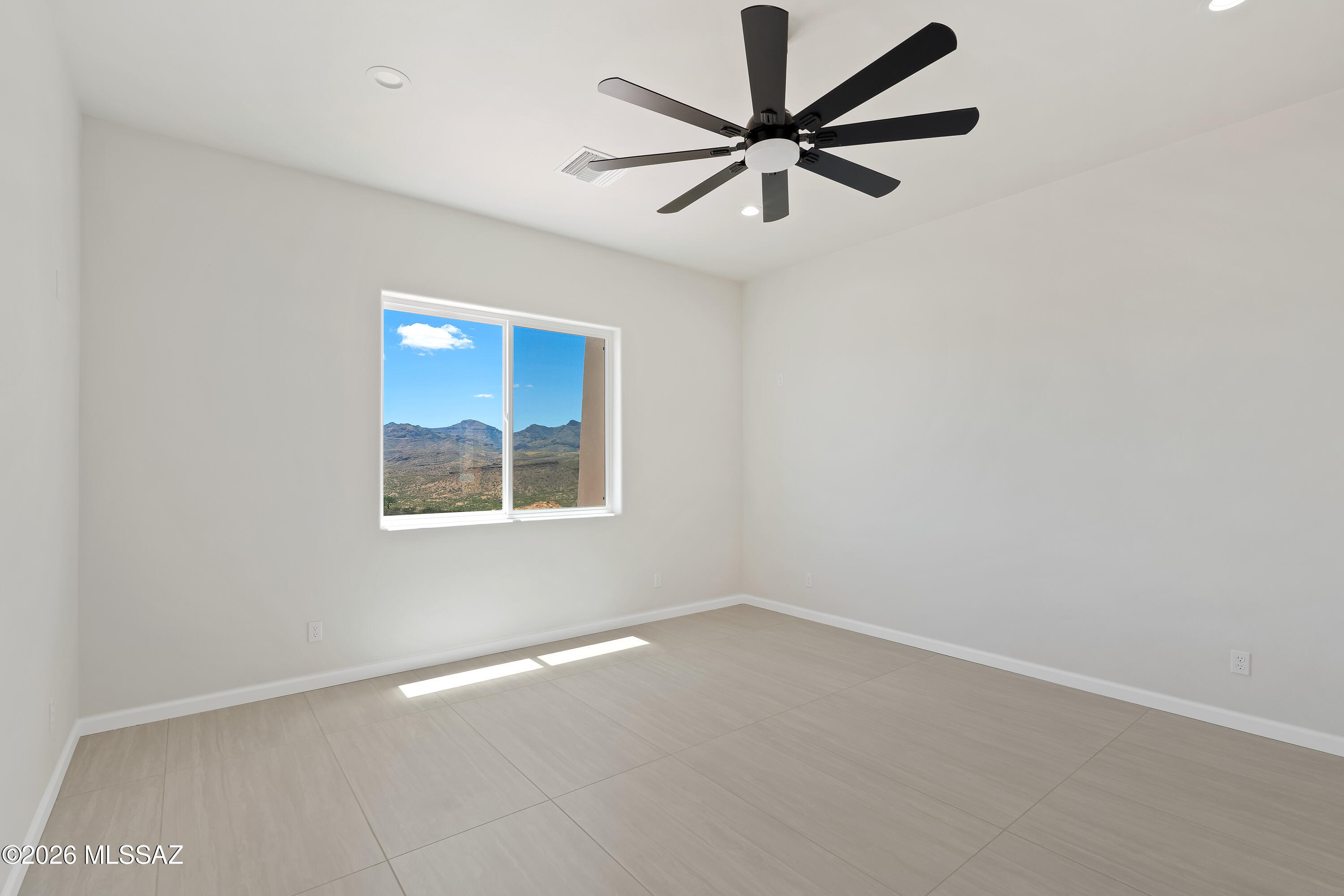 551 Camino Kansas Rio Rico, AZ 85648 - Photo 12 of 50 2 Interiors-7