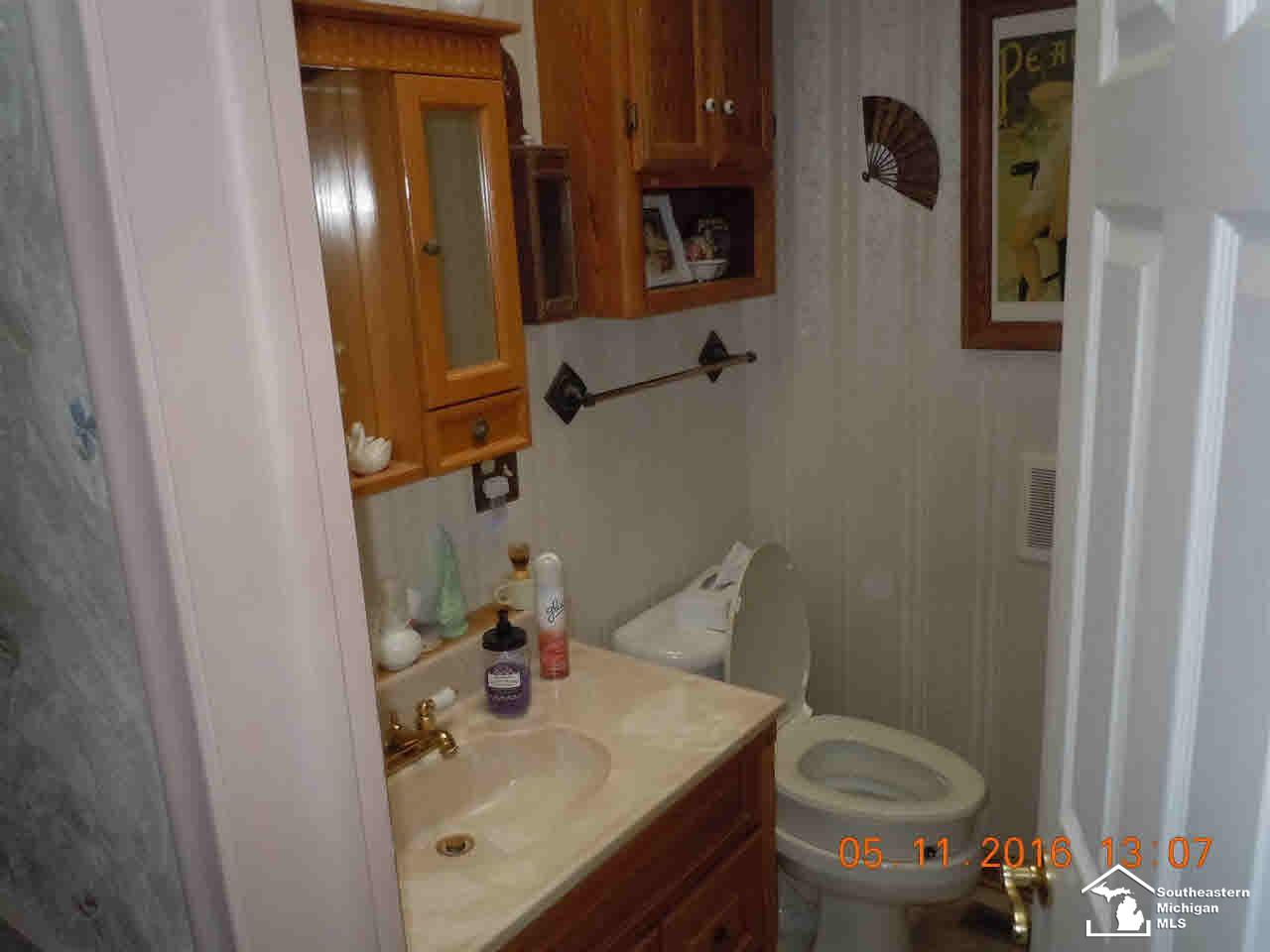 2380 Ida Maybee Road Monroe, MI 48162 - Photo 10 of 15