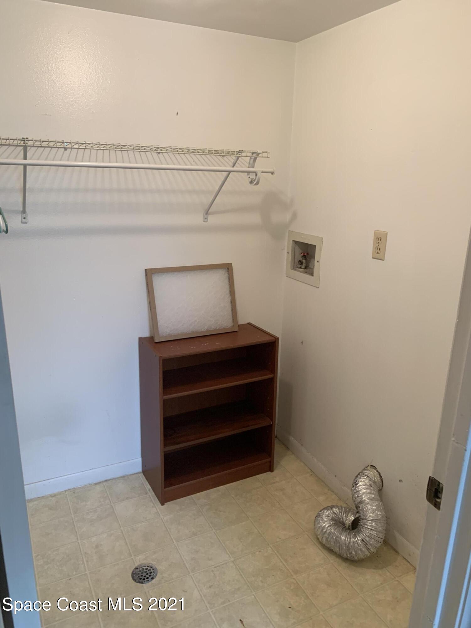 584 North Wickham Road, Unit 86 Melbourne, FL 32935 - Photo 4 of 12 a view of entryway