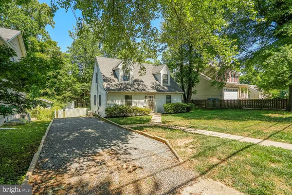 $3,600 | 2023 Griffith Road, Falls Church, VA 22043