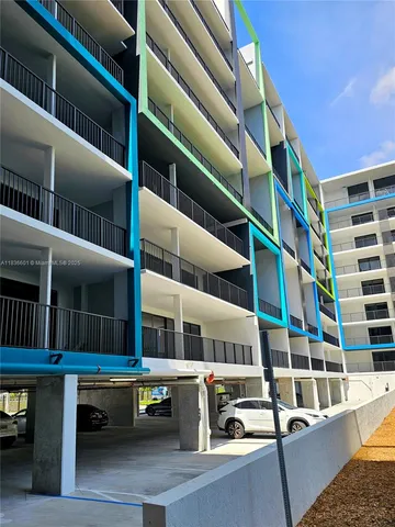 $3,231 | 4400 Sunrise Boulevard, Unit T1, Plantation, FL 33317