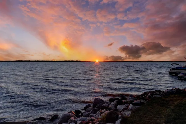 $600,000 | N807 Waubunsee Trail, Unit 3, Fort Atkinson, WI 53538