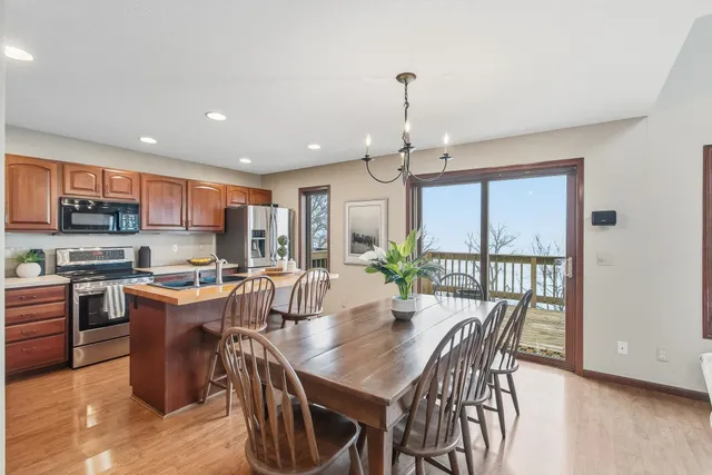 $600,000 | N807 Waubunsee Trail, Unit 3, Fort Atkinson, WI 53538