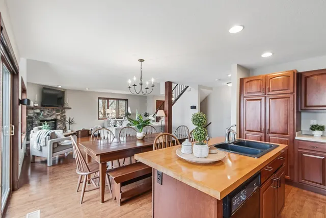 $600,000 | N807 Waubunsee Trail, Unit 3, Fort Atkinson, WI 53538