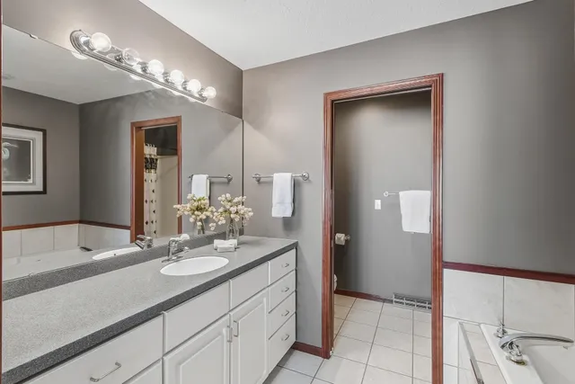 $600,000 | N807 Waubunsee Trail, Unit 3, Fort Atkinson, WI 53538