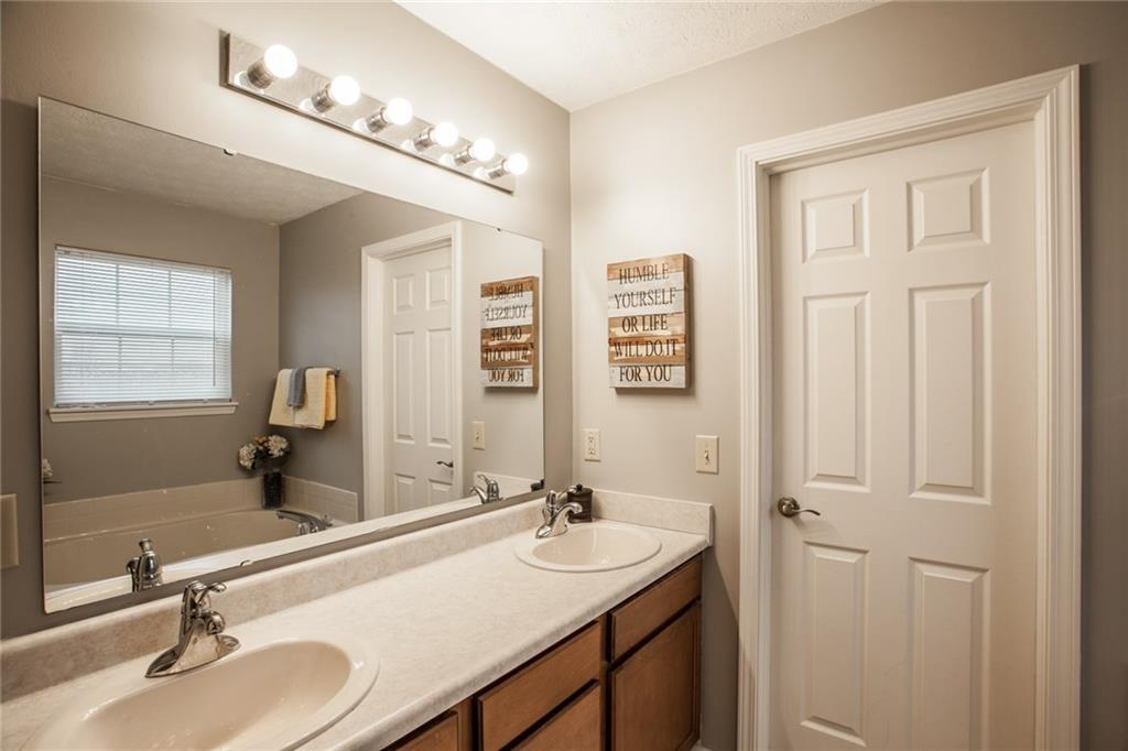 12406 Schoolhouse Road Fishers, IN 46037 - Photo 21 of 26 Gallery Image 21