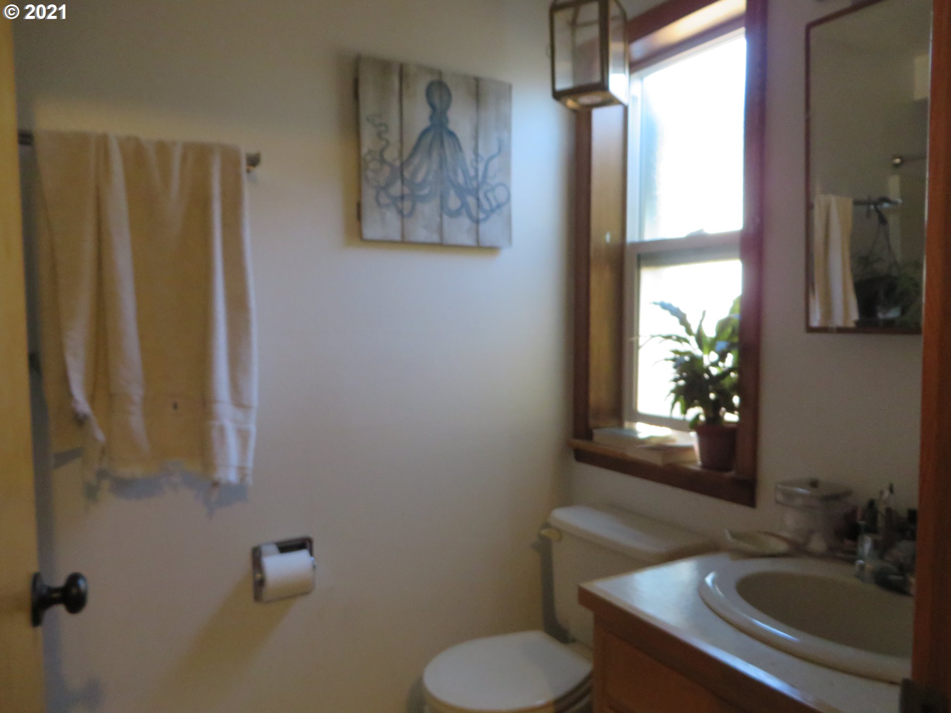 996 Berntzen Road Eugene, OR 97402 - Photo 22 of 31 Gallery Image 22