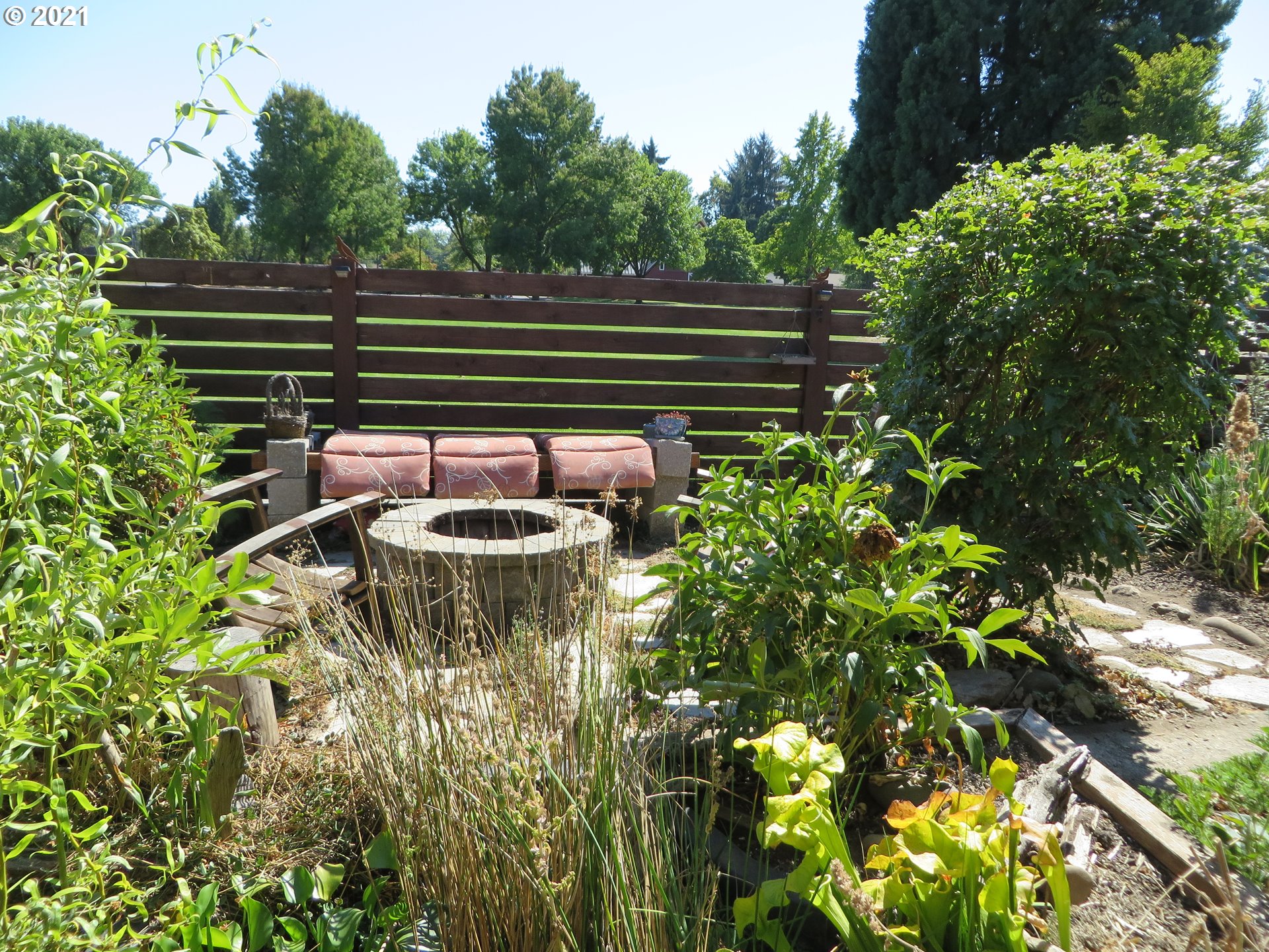 996 Berntzen Road Eugene, OR 97402 - Photo 24 of 31 Gallery Image 24