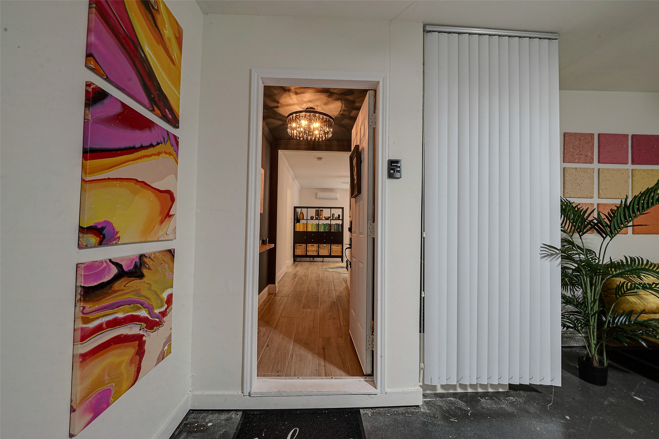 4005 Omeara Drive Houston, TX 77025 - Photo 36 of 49 a view of living room