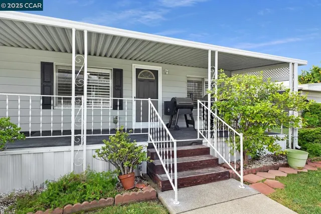 $160,000 | 2197 Dalis Drive, Concord, CA 94520