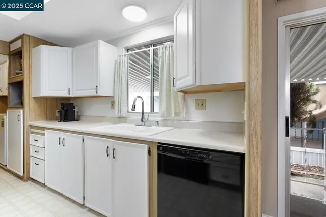 $160,000 | 2197 Dalis Drive, Concord, CA 94520