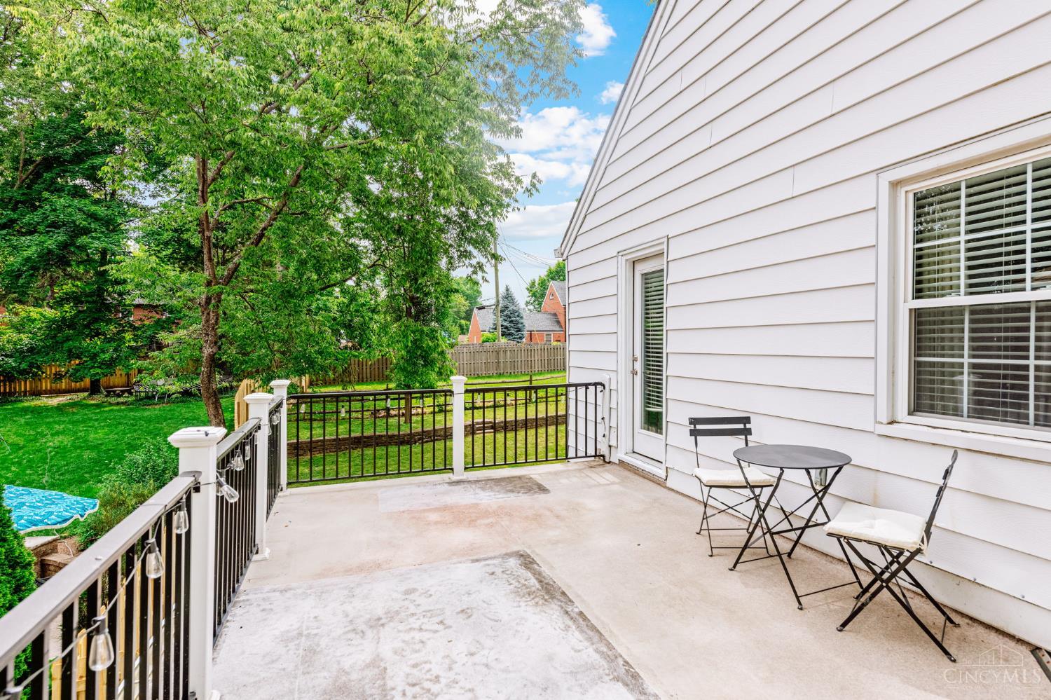 2722 Ridgewood Avenue Cincinnati, OH 45213 - Photo 46 of 53